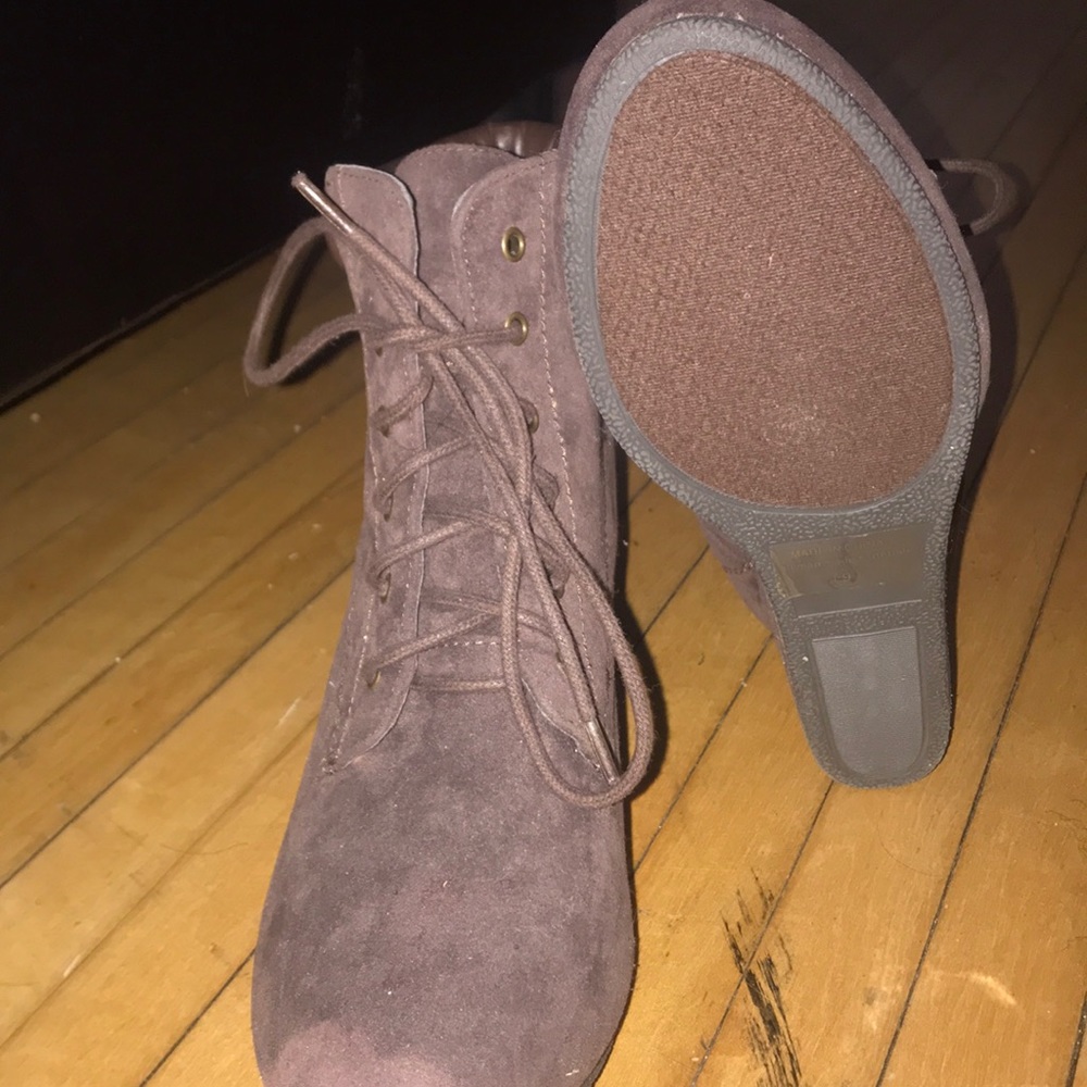 Wedges - Picture 3 of 3